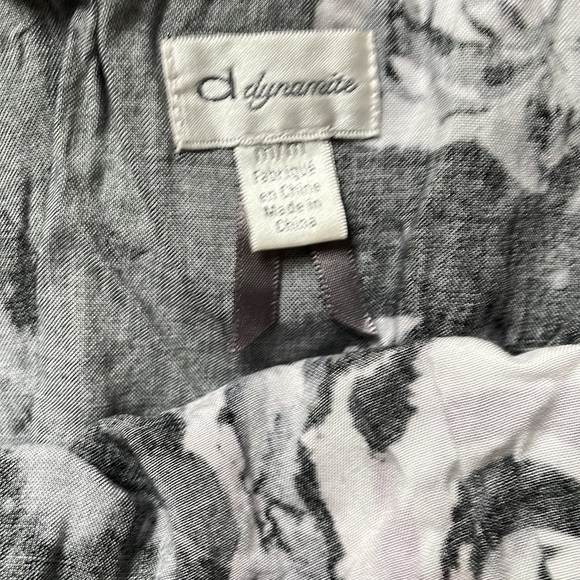 Dynamite romper - Picture 2 of 2